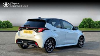 Toyota Yaris 1.5 Hybrid GR Sport 5dr CVT