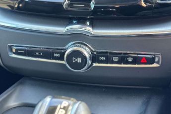 Volvo XC60 2.0 D4 Momentum 5dr AWD Geartronic