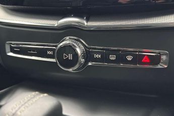 Volvo XC60 2.0 B4D R DESIGN 5dr AWD Geartronic
