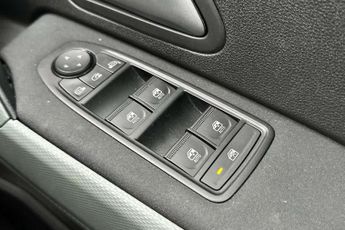 Dacia Duster 1.6 Hybrid 140 Extreme 5dr Auto