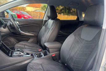 Vauxhall Grandland 1.5 Turbo D Ultimate 5dr Auto