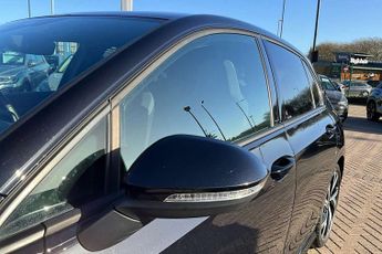 Volkswagen Golf 1.5 eTSI 150 R-Line 5dr DSG