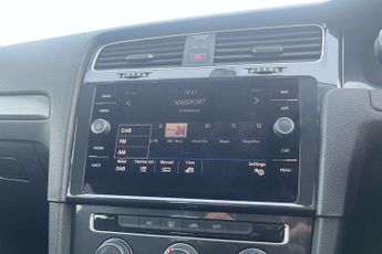 Volkswagen Golf 1.5 TSI EVO SE [Nav] 5dr DSG