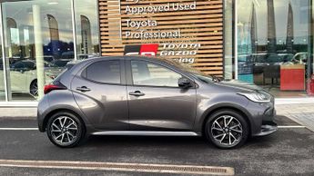 Toyota Yaris 1.5 Hybrid Design 5dr CVT