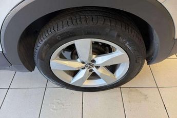 Volkswagen T-Cross 1.0 TSI 110 SEL 5dr DSG