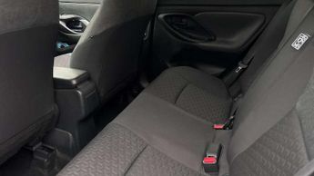 Toyota Yaris Cross 1.5 Hybrid Design 5dr CVT