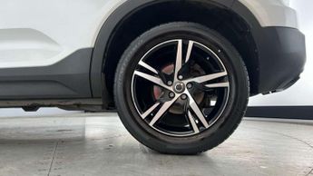 Volvo XC40 1.5 T3 [163] R DESIGN 5dr Geartronic