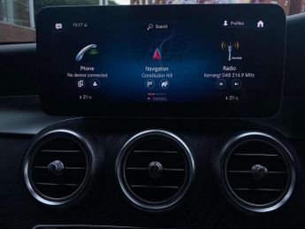 Mercedes-Benz GLC GLC 300 4Matic AMG Line Premium Plus 5dr 9G-Tronic