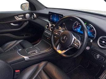 Mercedes-Benz GLC GLC 300 4Matic AMG Line Premium Plus 5dr 9G-Tronic