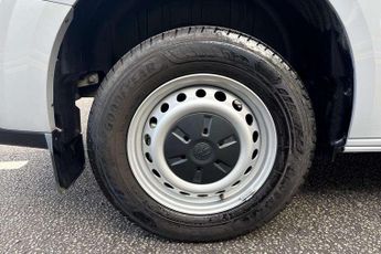 Volkswagen Transporter 2.0 TDI 150 Commerce Plus Van Auto