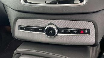 Volvo XC90 2.0 B5D [235] Plus Dark 5dr AWD Geartronic