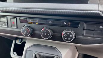 Volkswagen Transporter 2.0 BiTDI 199 Highline Kombi Van 4MOTION DSG