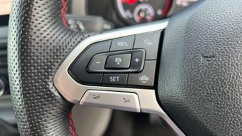 Volkswagen Transporter 2.0 BiTDI 199 Highline Kombi Van 4MOTION DSG