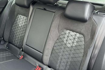 Volkswagen Golf TDi 2.0 TDI 150 R-Line 5dr DSG