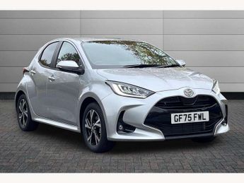 Toyota Yaris 1.5 Hybrid Design 5dr CVT