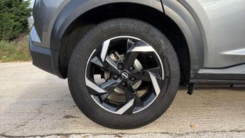 Nissan Juke 1.0 DiG-T 114 N-Connecta 5dr DCT