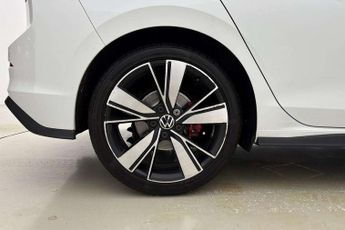 Volkswagen Golf 2.0 TDI 200 GTD 5dr DSG