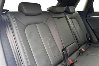 Audi Q3 35 TFSI Black Edition 5dr S Tronic [20" Alloy]