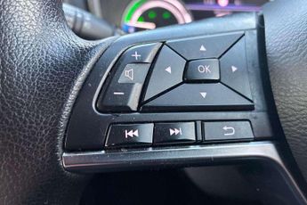 Nissan Juke 1.6 Hybrid Tekna 5dr Auto