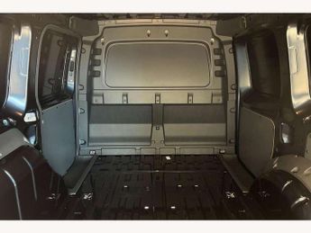 Volkswagen Caddy 2.0 TDI 122PS Commerce Plus Van DSG [Tech Pack]