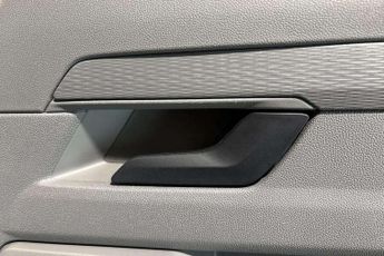 Volkswagen Transporter 2.0 TDI 150 Commerce Plus Van Auto