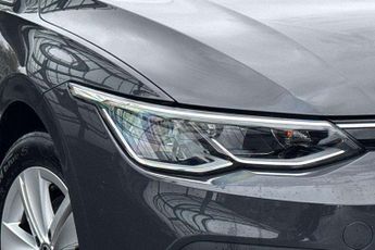 Volkswagen Golf 1.5 eTSI 150 Life 5dr DSG