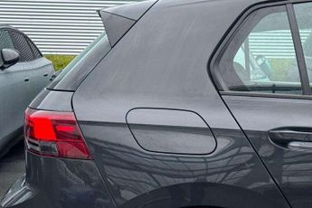 Volkswagen Golf 1.5 eTSI 150 Life 5dr DSG