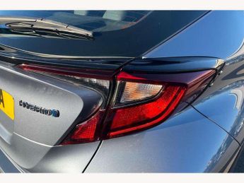 Toyota C-HR 1.8 Hybrid Icon 5dr CVT