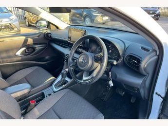Toyota Yaris 1.5 Hybrid Icon 5dr CVT