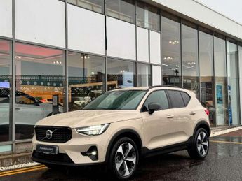 Volvo XC40 2.0 B3P Plus Pro Dark 5dr Auto