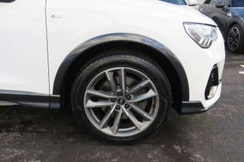 Audi Q3 45 TFSI e Black Edition 5dr S Tronic