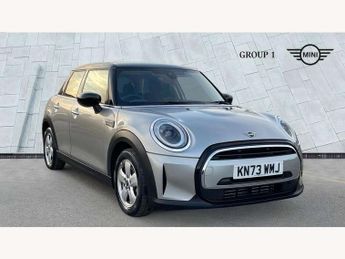 MINI Hatch 1.5 Cooper Classic 5dr Auto [Comfort/Nav Pack]