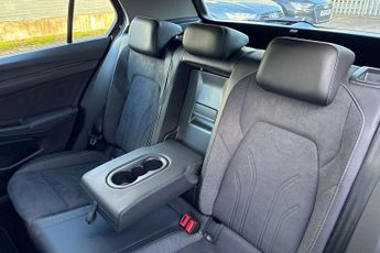 Volkswagen Golf 1.5 TSI 204 Style eHybrid 5dr DSG