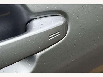 Toyota C-HR 1.8 Hybrid Dynamic 5dr CVT