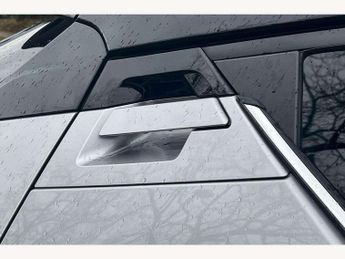 Toyota C-HR 1.8 Hybrid Dynamic 5dr CVT