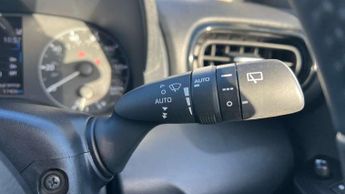 Toyota Yaris 1.5 Hybrid Icon 5dr CVT