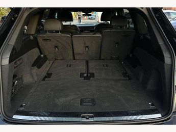 Audi Q7 55 TFSI Quattro S Line 5dr Tiptronic