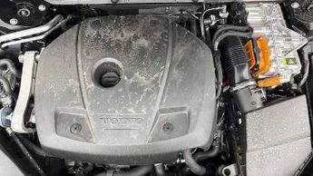 Volvo XC60 2.0 T6 350 RC PHEV Plus Black Ed 5dr AWD Gtron