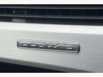 Audi A4 Avant 40 TDI 204 Quattro S Line 5dr S Tronic