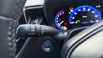 Toyota Corolla 1.8 VVT-i Hybrid Excel 5dr CVT