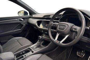 Audi Q3 45 TFSI e S Line 5dr S Tronic