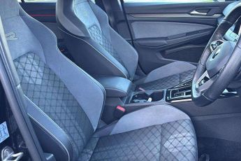 Volkswagen Golf 2.0 TDI 150 R-Line 5dr DSG