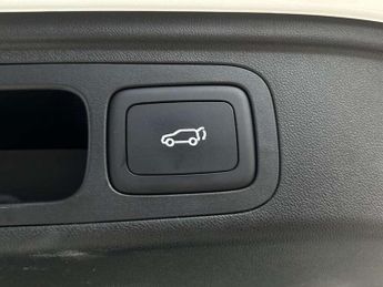 MG HS 1.5 T-GDI Trophy 5dr DCT