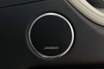 Land Rover Discovery Sport 2.0 P250 R-Dynamic SE 5dr Auto [5 Seat]