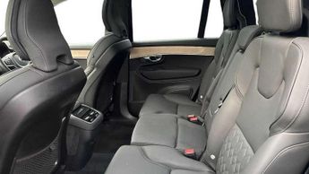 Volvo XC90 2.0 B5P Plus Dark 5dr AWD Geartronic