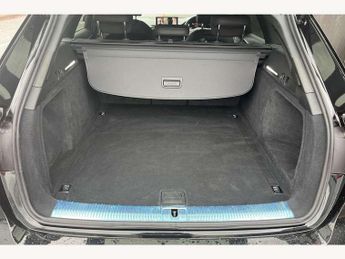 Audi A4 Avant 40 TDI 204 Quattro Black Edition 5dr S Tronic
