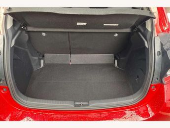 Toyota Yaris 1.5 Hybrid Design 5dr CVT