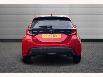 Toyota Yaris 1.5 Hybrid Design 5dr CVT