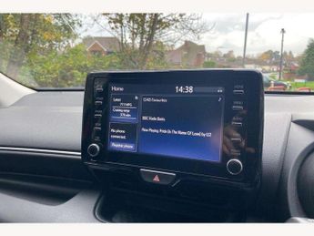 Toyota Yaris 1.5 Hybrid Design 5dr CVT