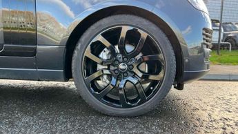 Land Rover Range Rover 3.0 D300 Westminster Black 4dr Auto